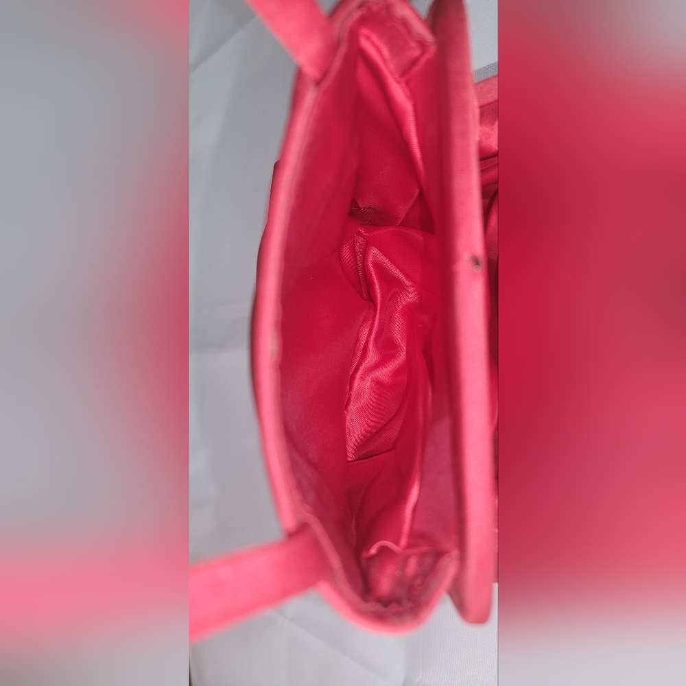 Red Satin Top-Handle Women's Bag BLOOMINGDALE' Little Red Bag Purse Handbag NEW - Picture 9 of 14